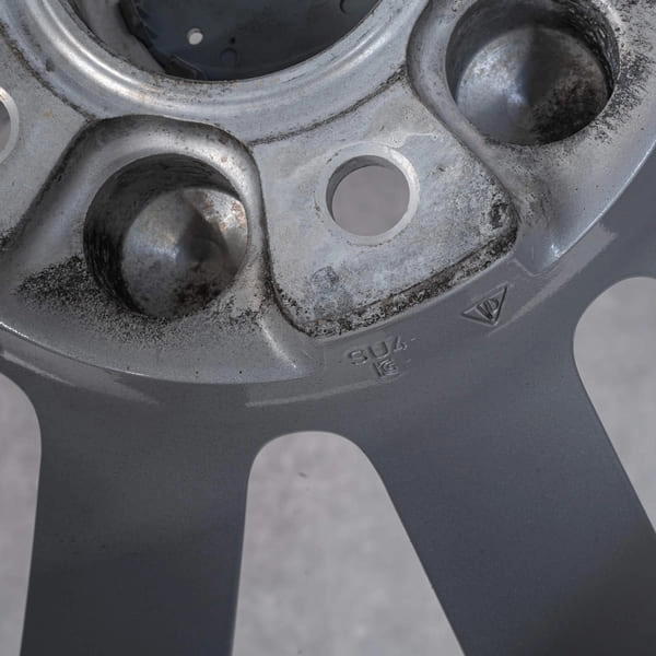 Part number on original Porsche Cayenne 21 inch rim